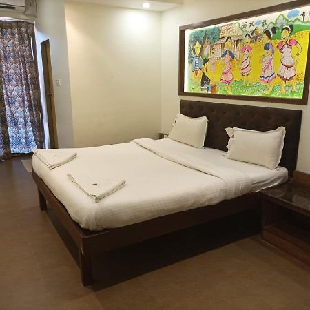 Ronaldos Old Goa Hotell Panaji Exteriör bild